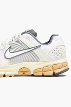 Zoom Vomero 5 Sneakers