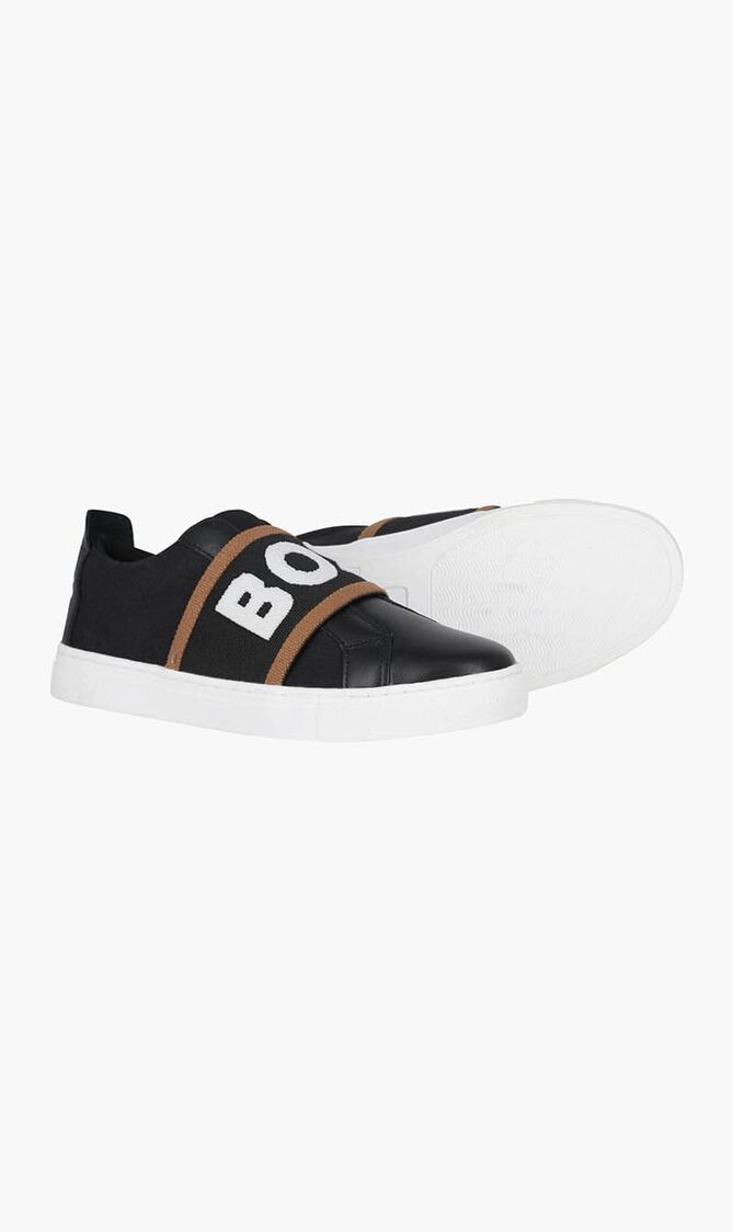 TRAINERS