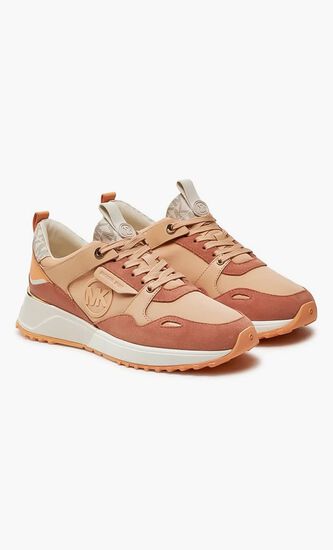 THEO TRAINER