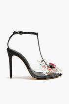 Leah Sandals