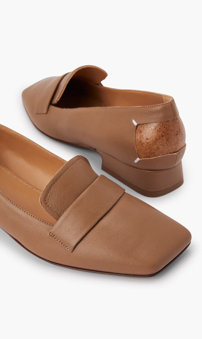 AVP 4-STITCHES CHAMOIS LOAFERS