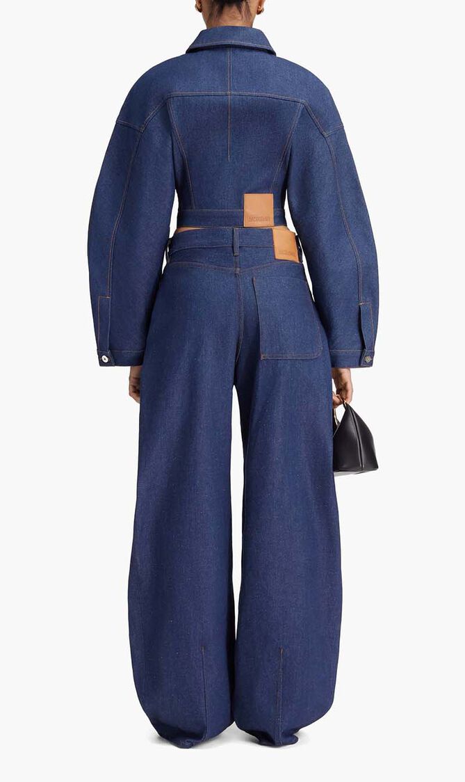 Wide Curved Jeans