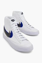 Blazer Mid 77 Sneakers