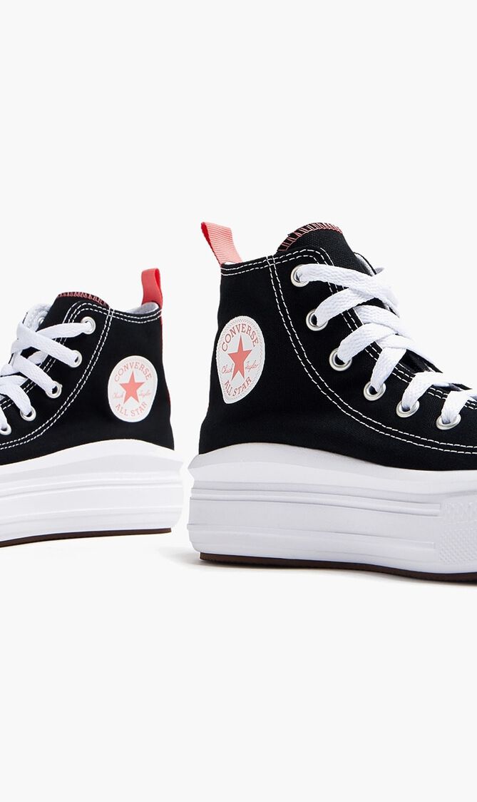 CHUCK TAYLOR ALL STAR MOVE