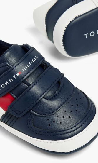 Kiki Sneakers