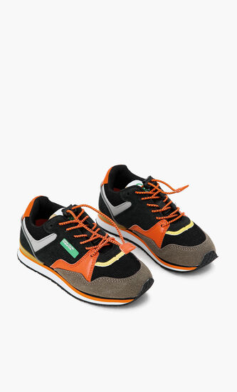 Snug MX Sneakers