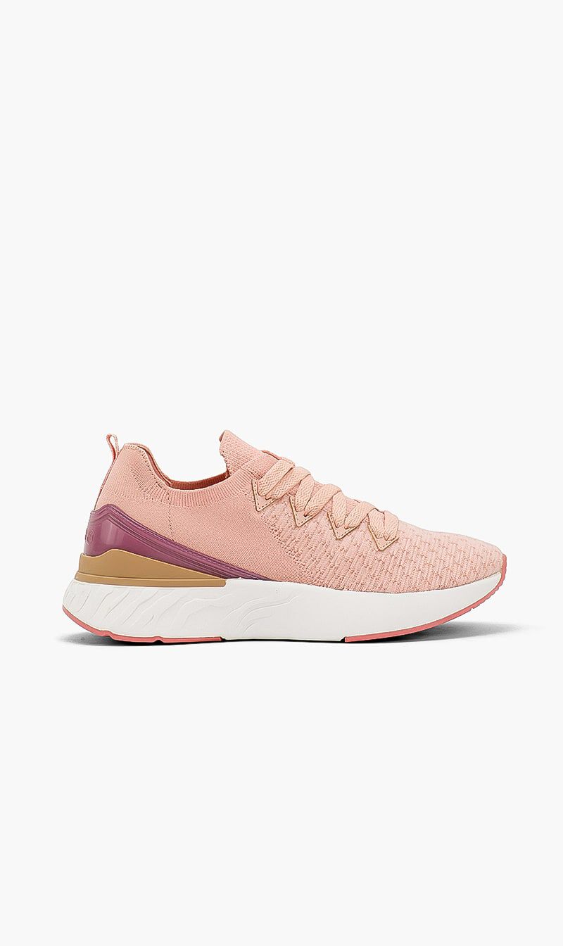 GUESS GWJANEEA B Running Shoes AED 195.00