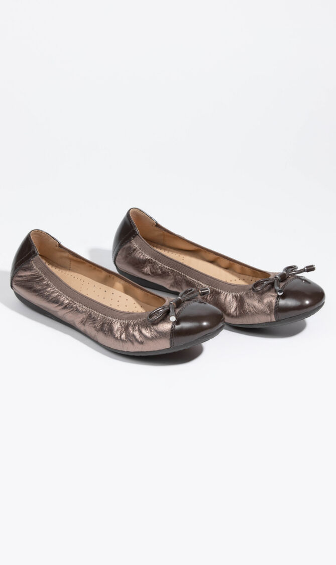 Lola 2Fit Ballerina Flats