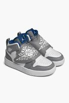 Sky Jordan 1 Sneakers