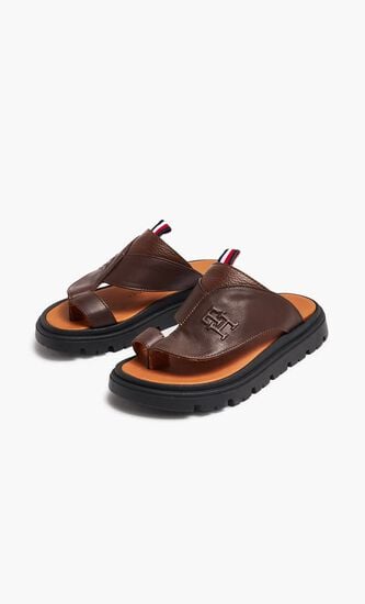 SANDAL BROWN