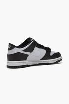 Dunk Low Sneakers