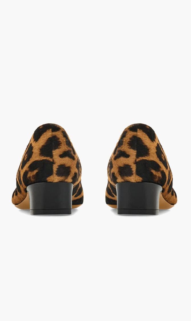 Iconic Bow Pumps