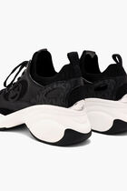 Zuma Sneakers