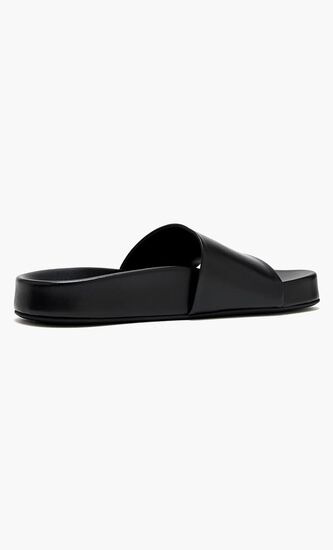 Anatomic flat sandals