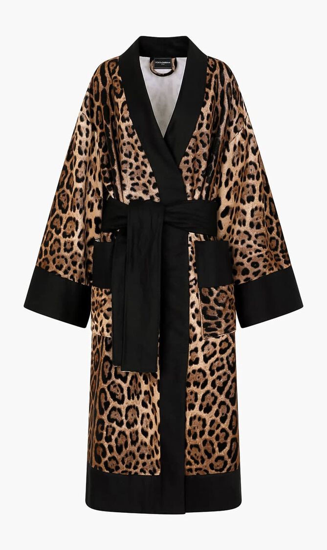 DGA LEOPARD BATHROBE