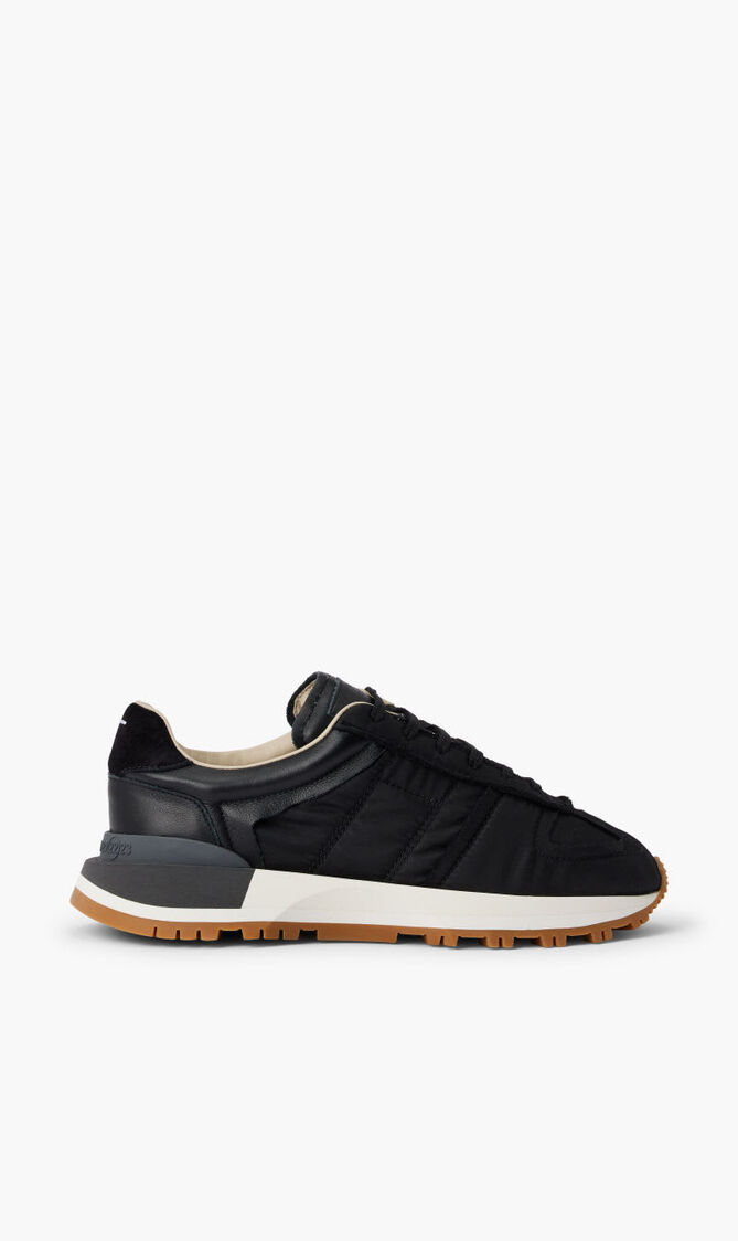 RUNNER