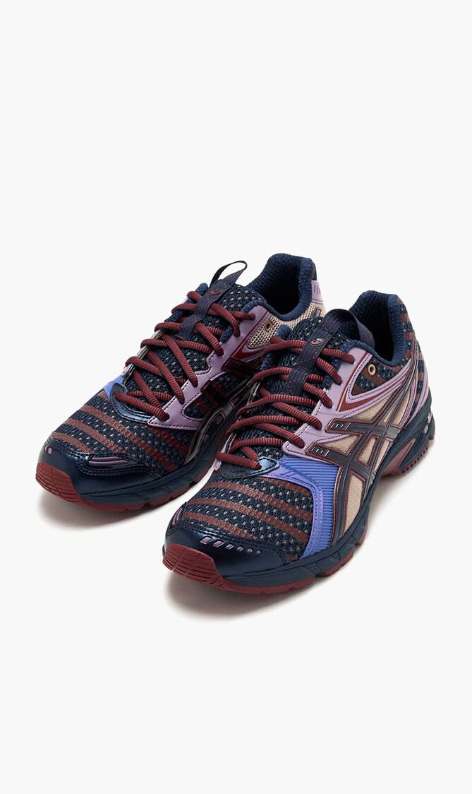 UB9 S GEL DS TRAINER 14 Sneakers