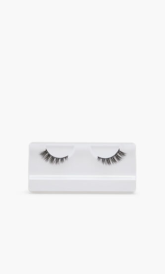 PINKY GOAT LASH IMAN