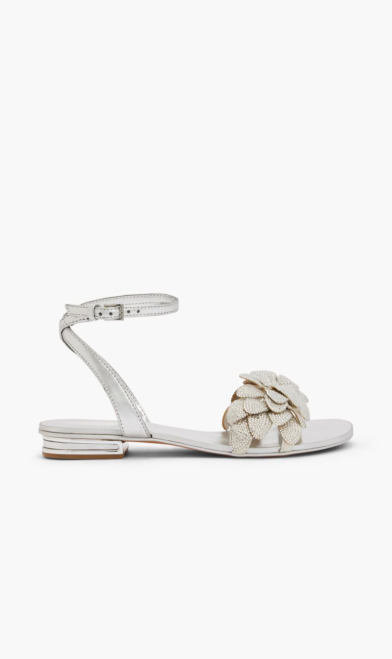 GUESS Caira Flats AED 195.00