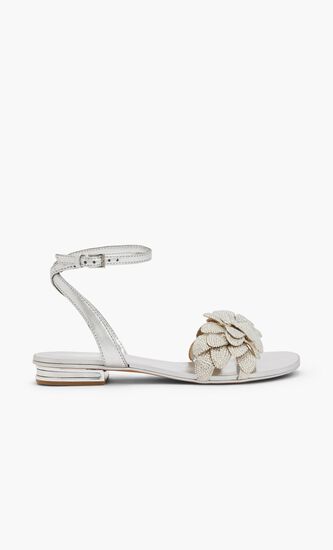 Caira Flats