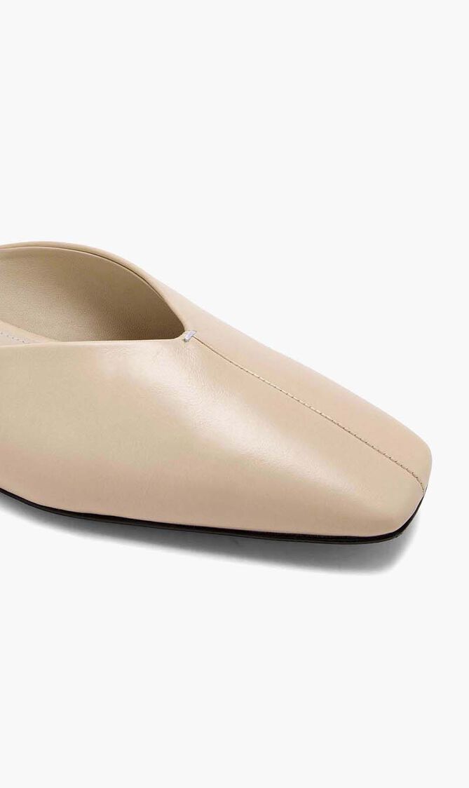 Adelle Mules