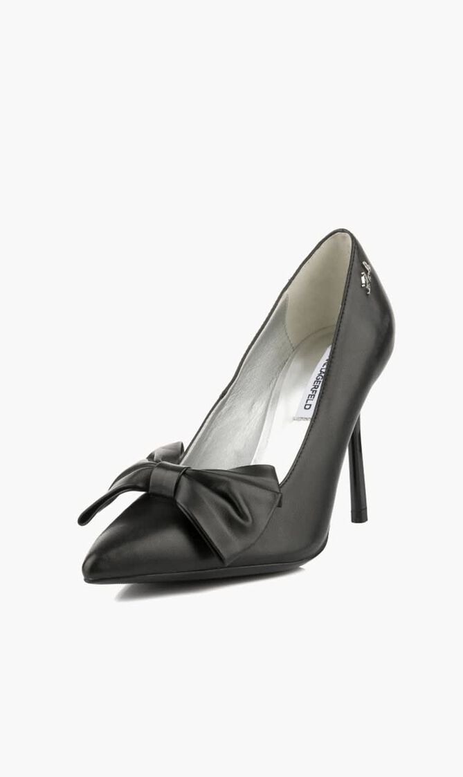 Bow Pumps