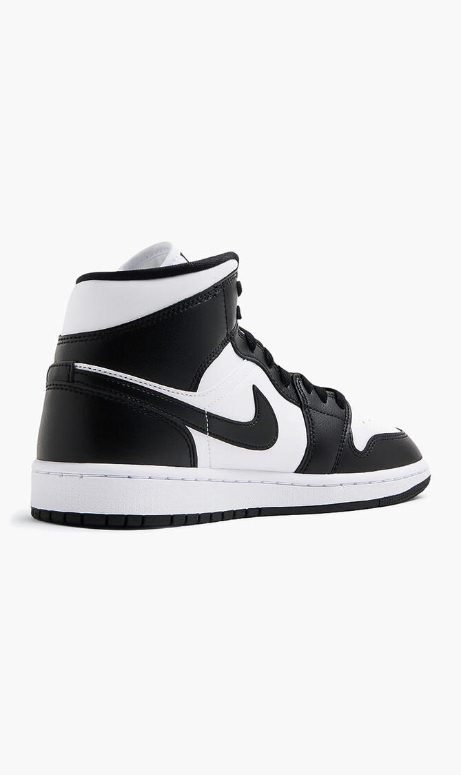 WMNS AIR JORDAN 1 MID 365