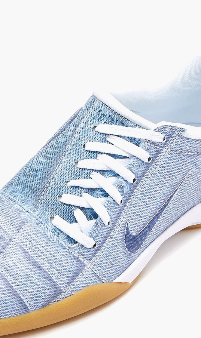 Total 90 SE Sneakers
