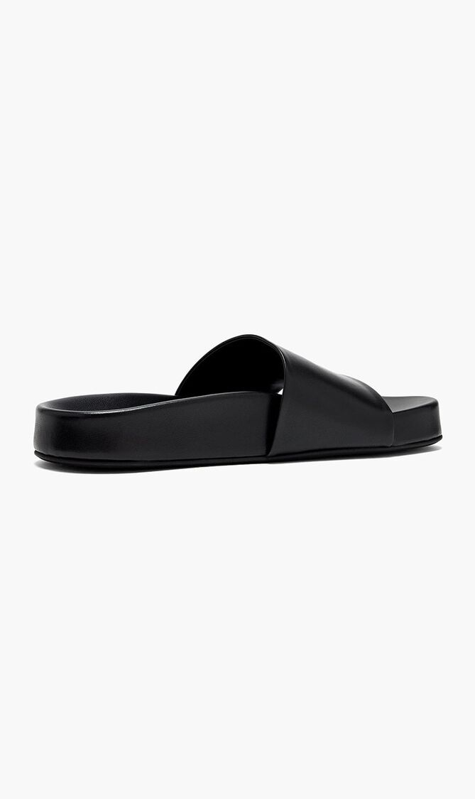 SANDAL