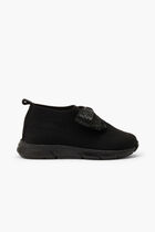 KNITTED SNEAKERS WITH RESTRAINT BOW