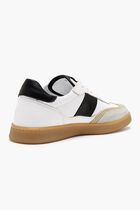 Pillar Court II Sneakers