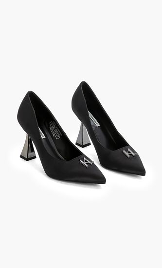 Debut Brooch Court Heels
