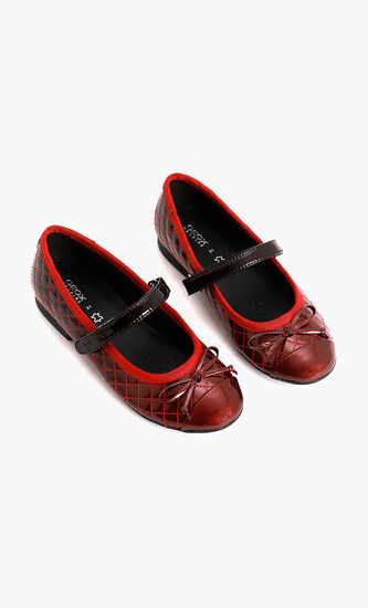 Plie Leather Flats