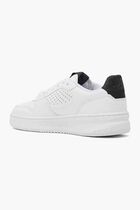 L001 Low Top Court Sneakers