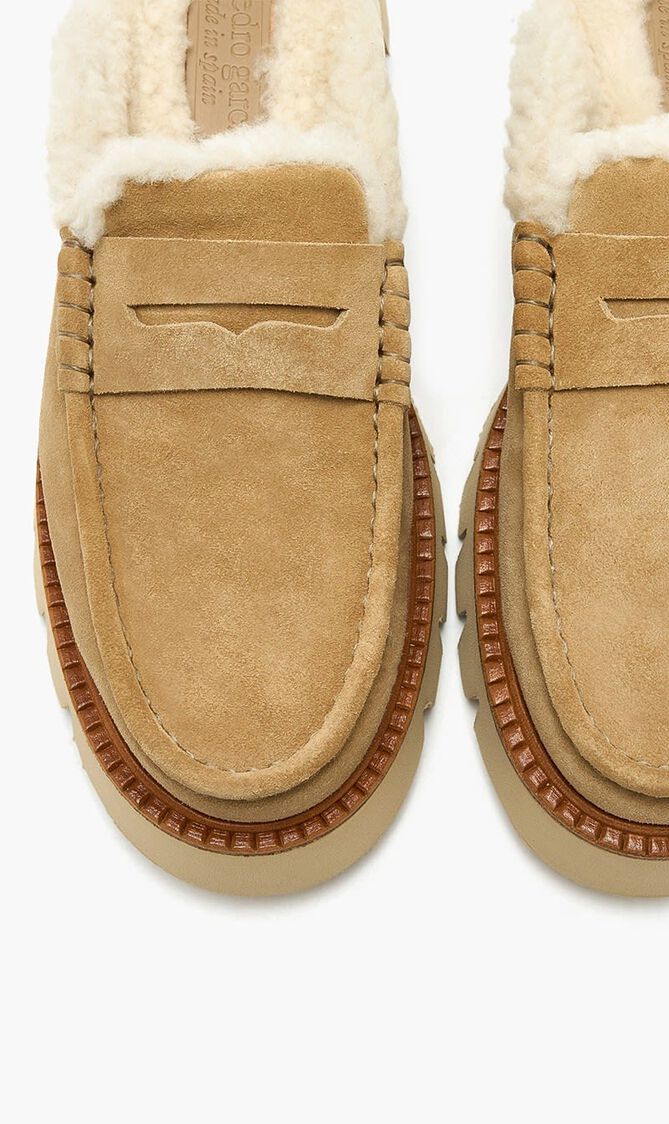 Savy Slippers