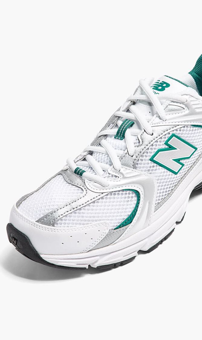 530 Sneakers