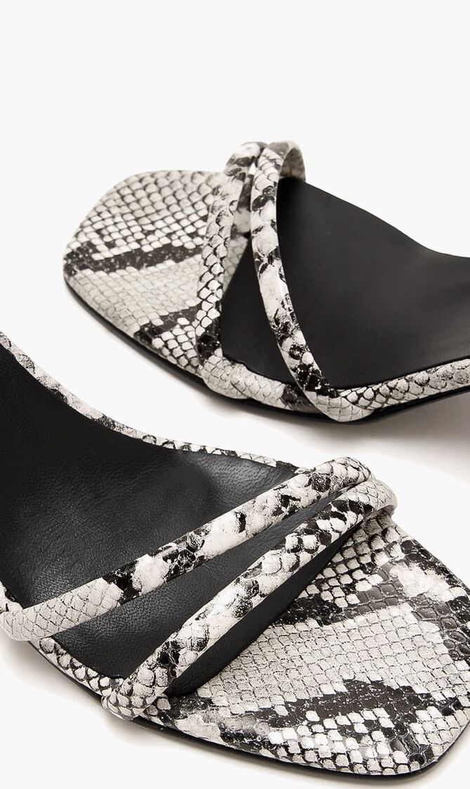 BLOCK HEEL SANDAL