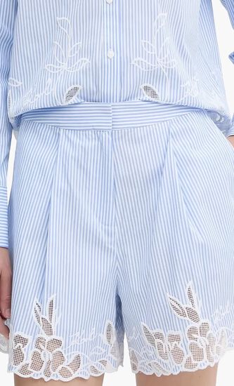 EMBROIDERY CUT OUT SHORTS