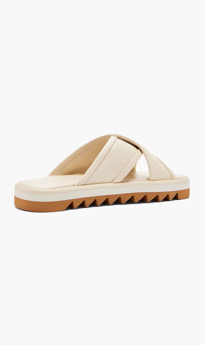 Sneak Elyse Twisted Sandals