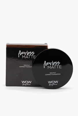 Flawless Matte - Stay Put Compact Foundation, Y150 So Honey