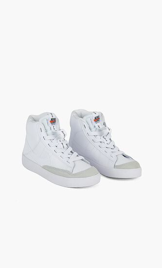 Blazer Mid Lace Sneakers