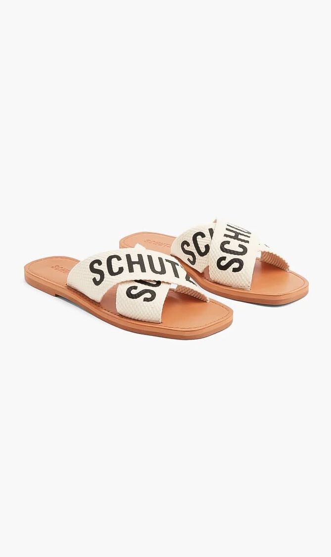 FLAT SANDAL
