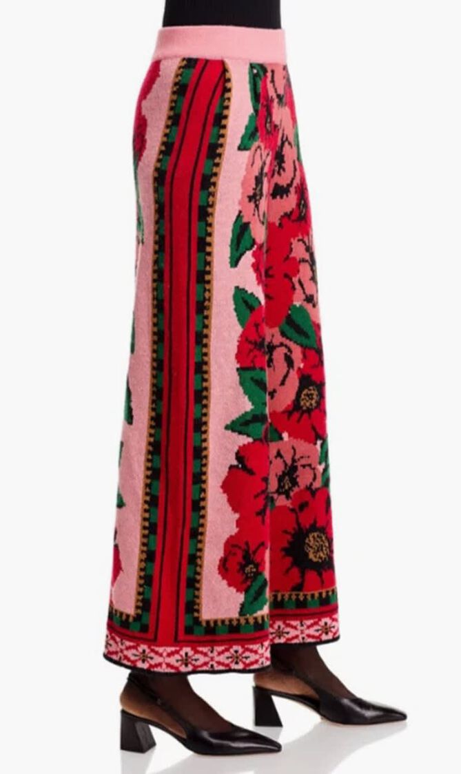 Flower Tapestry Sweater Pants