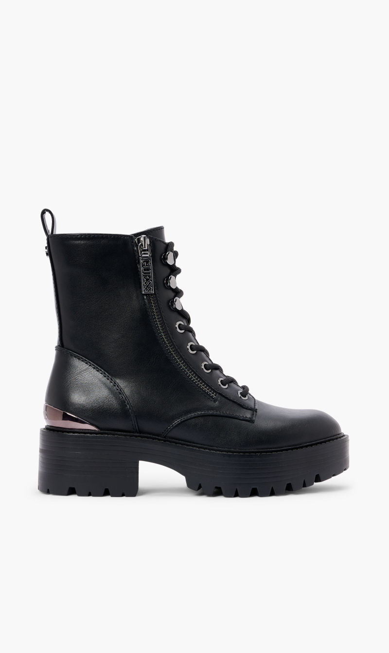 Boots fearne 2025