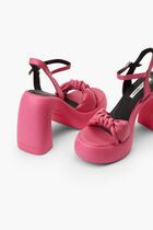 ASTRAGON HI BUCKLE STRAP SANDAL