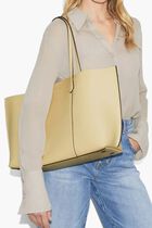 Perry Tote Praline Tote Bag