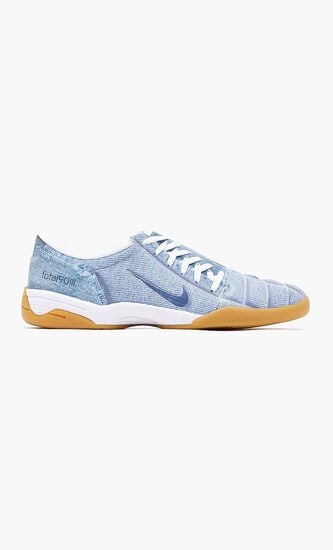 Total 90 SE Sneakers