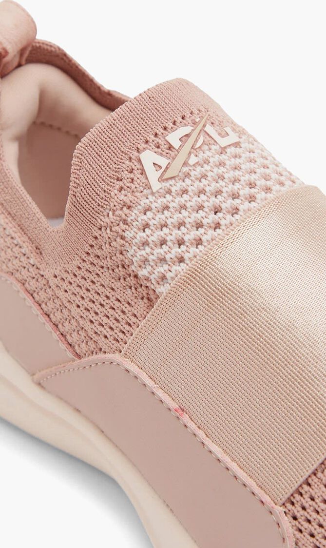 Techloom Bliss Sneakers