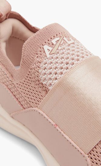 Techloom Bliss Sneakers