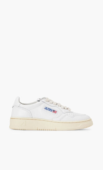Medalist Low Sneakers